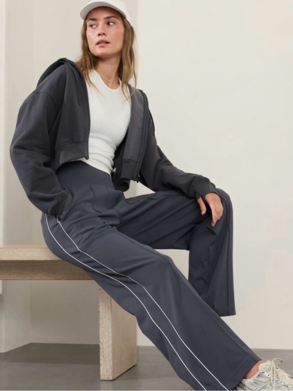 Athleta Venice High Rise Track Stripe Wide Leg Pant In Granite - Picture 1 of 5